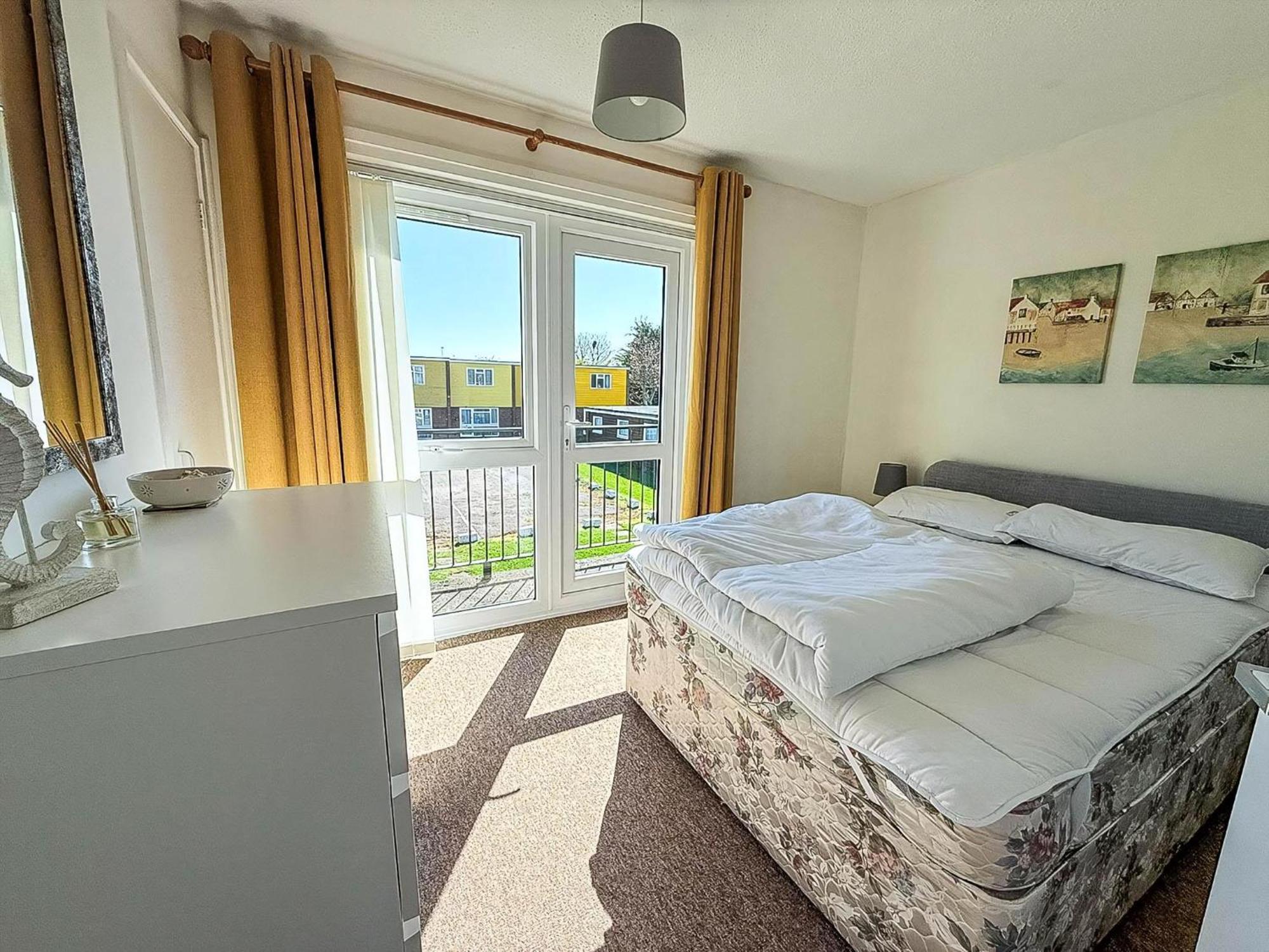 Lovely 4 Berth Chalet To Hire In Hemsby Nearby The Beach Ref 18177B Exterior photo