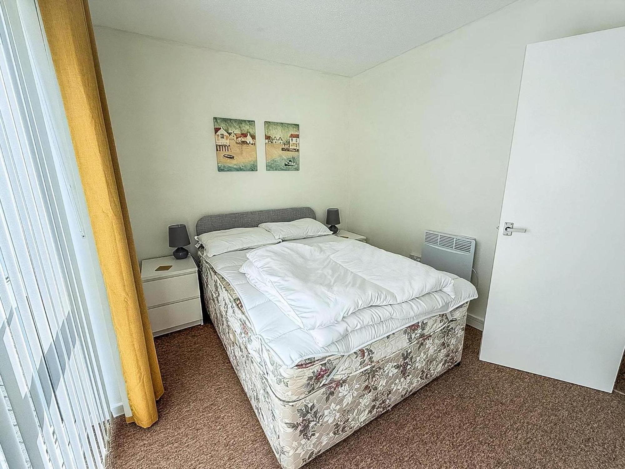 Lovely 4 Berth Chalet To Hire In Hemsby Nearby The Beach Ref 18177B Exterior photo